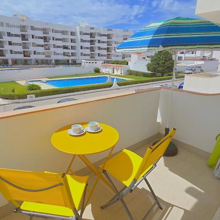 Praia Eulalia With Pool And 5 Minutes From The Beach Albufeira Extérieur photo