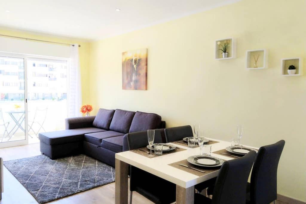 Praia Eulalia With Pool And 5 Minutes From The Beach Albufeira Extérieur photo
